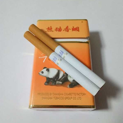 出口五包黄熊猫香烟